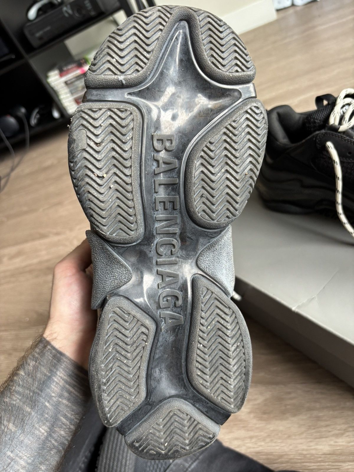 Balenciaga Balenciaga Triple S Clear Sole Sneakers Size US 8.5 / EU 41-42 - 4 Thumbnail