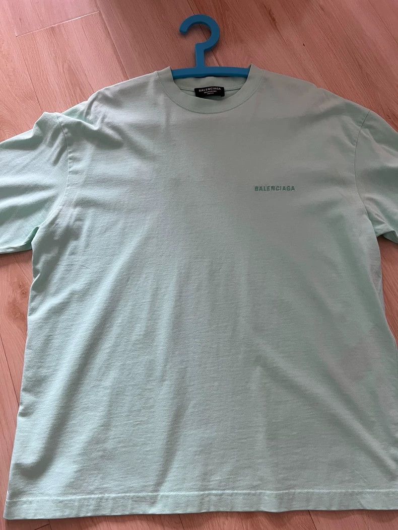 Balenciaga Balenciaga Mint Green Short Sleeve Tee Size US S / EU 44-46 / 1 - 1 Thumbnail