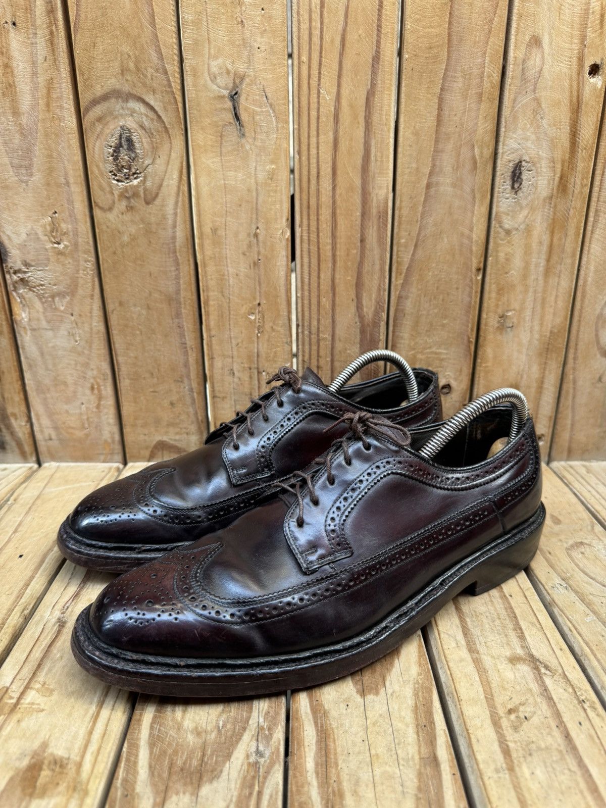 Hanover Hanover brogue wingtip shell cordovan Men’s dress shoes US 9 Size US 9 / EU 42 - 19 Thumbnail