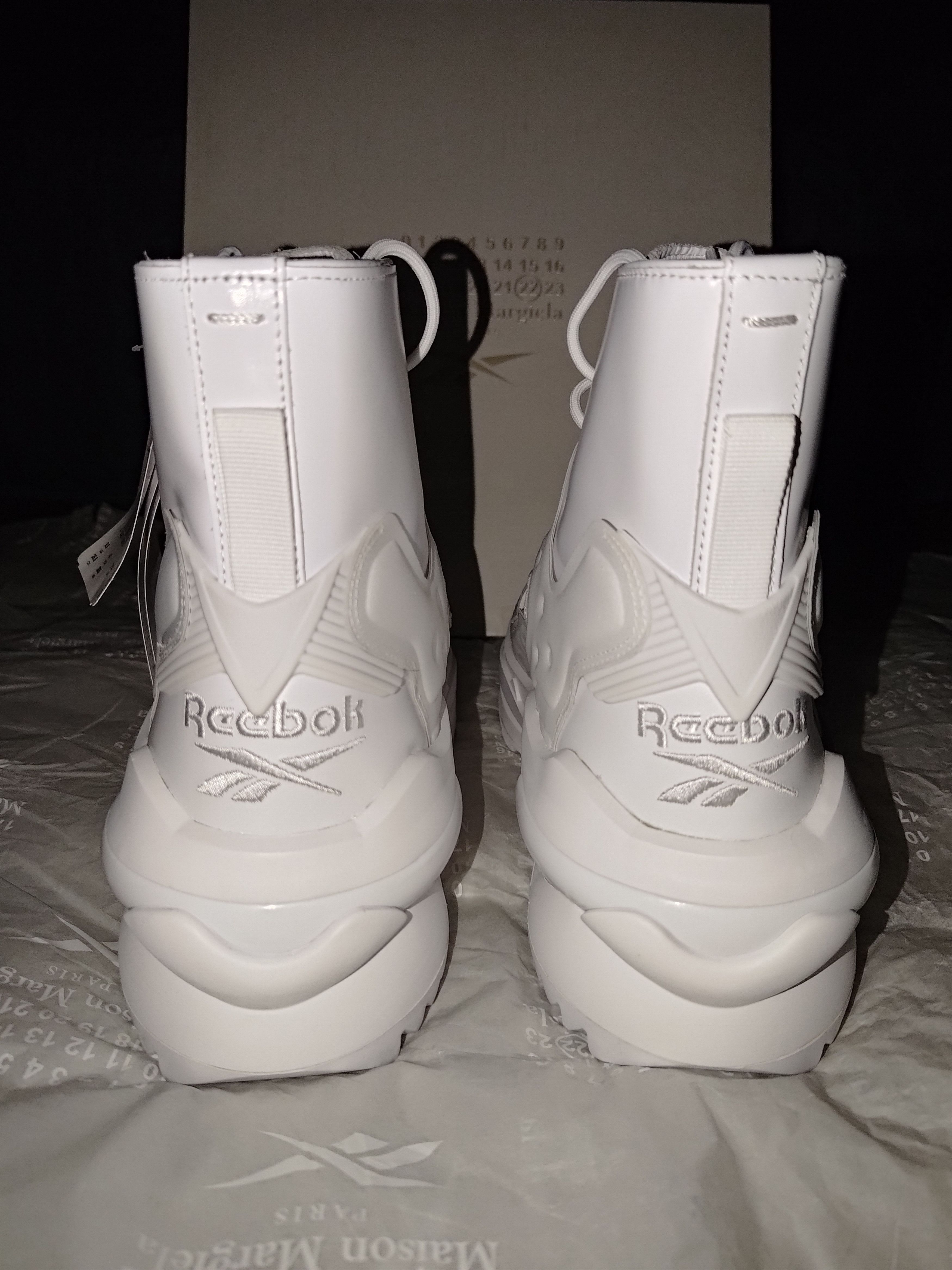 Maison Margiela × Reebok Maison Margiela x Reebok Instapump Fury Tabi 'White' Size US 8 / EU 41 - 8 Thumbnail