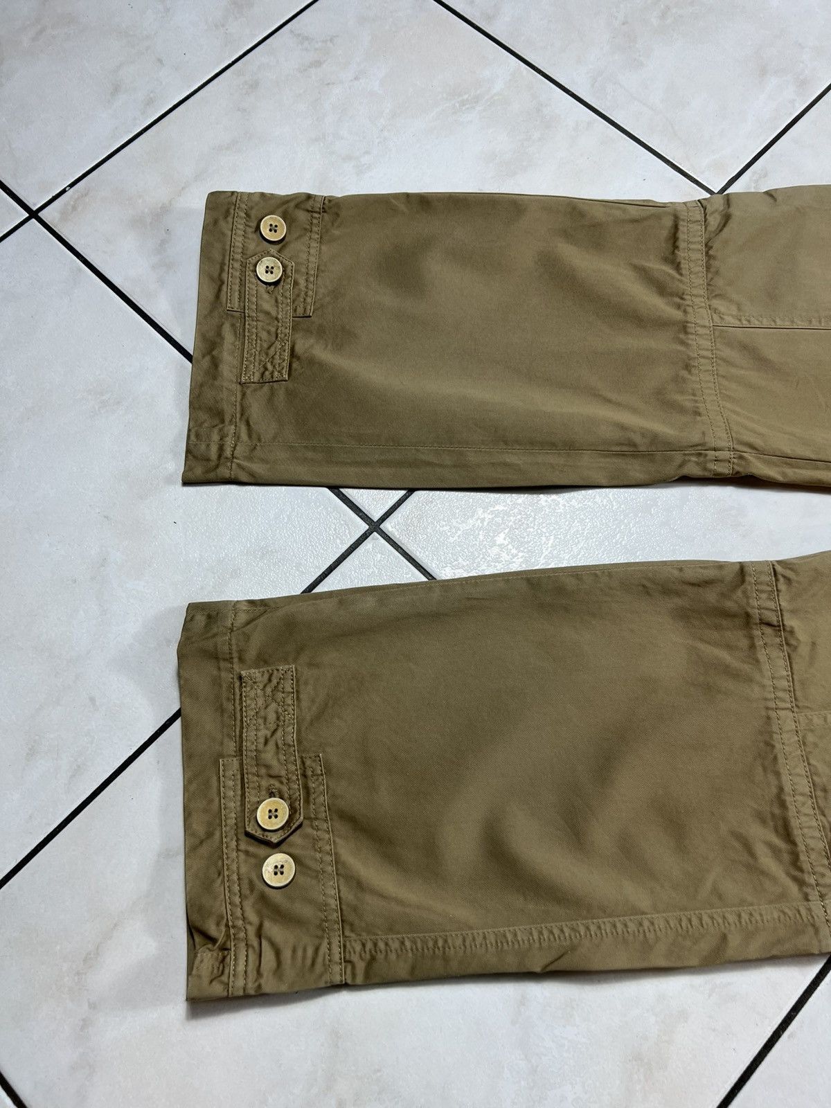 Emporio Armani Emporio armani big pockets cargo pants buckle back archive Size US 32 / EU 48 - 9 Thumbnail