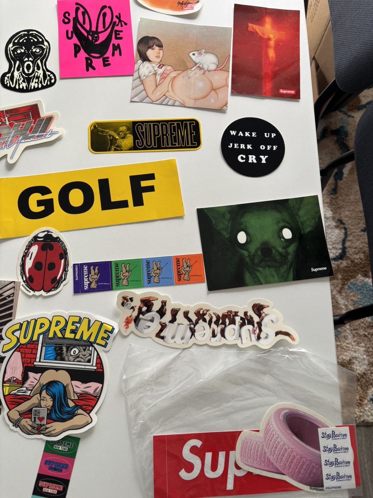 Supreme Supreme Sticker Bundle 50 Random Stickers Size ONE SIZE - 13 Thumbnail