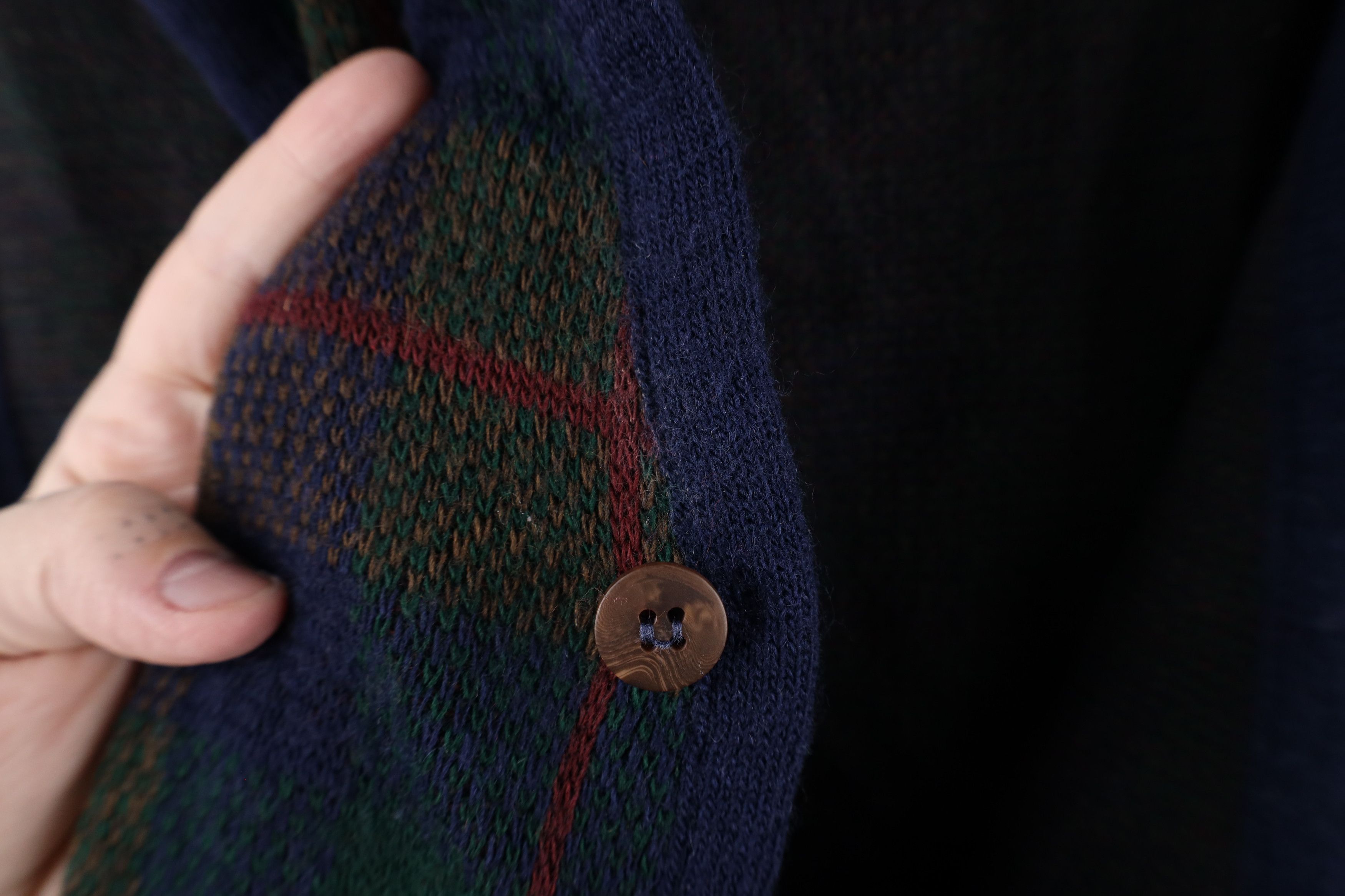 Vintage Vintage 90s Streetwear Knit Cardigan Sweater Vest Plaid Size US M / EU 48-50 / 2 - 5 Thumbnail