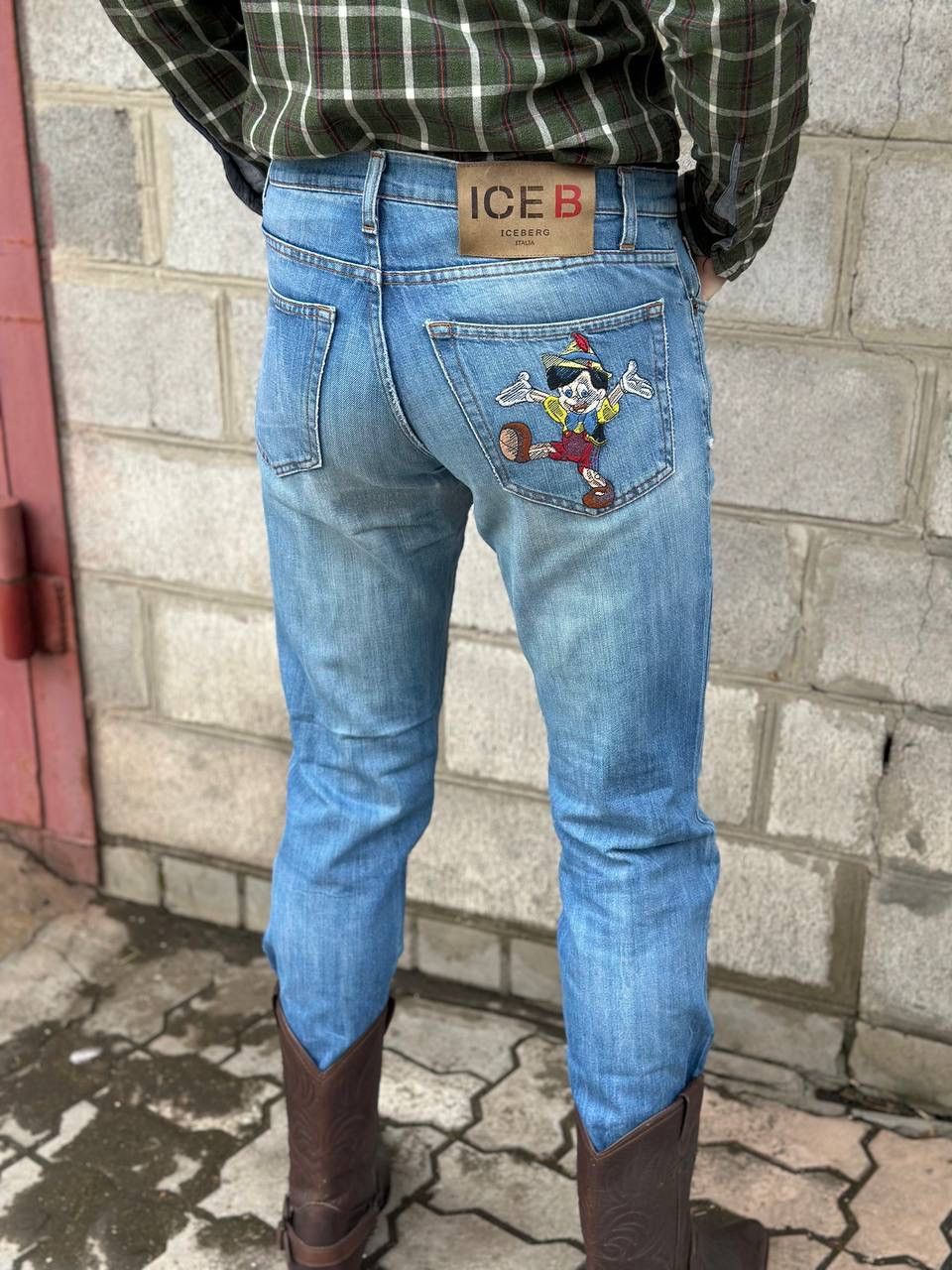 Iceberg VTG Mans Iceberg Jeans Size 30 Y2K Western Old Money 00s USA Size US 30 / EU 46 - 1 Thumbnail