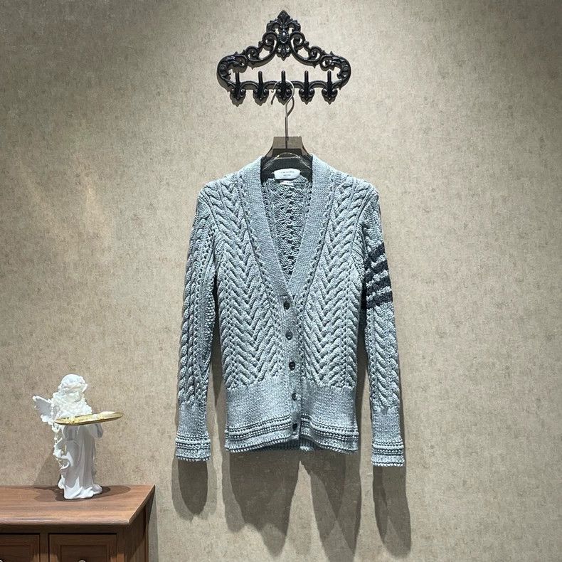 Thom Browne Thom Browne a cardigan Size US XXS / EU 40 - 1 Thumbnail