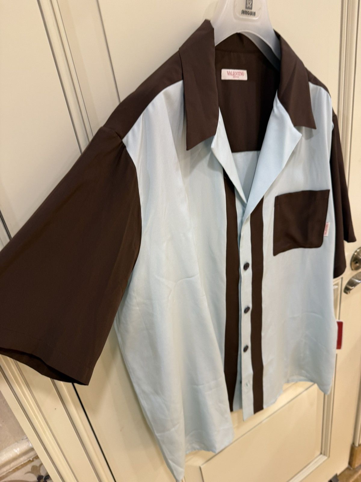 Valentino silk bowling shirt size46 Size US S / EU 44-46 / 1 - 13 Thumbnail