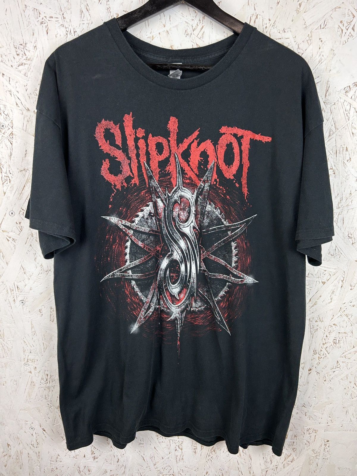Band Tees Vintage Slipknot Big Center Logo Rock Metal Band T-Shirt Size US XL / EU 56 / 4 - 1 Thumbnail