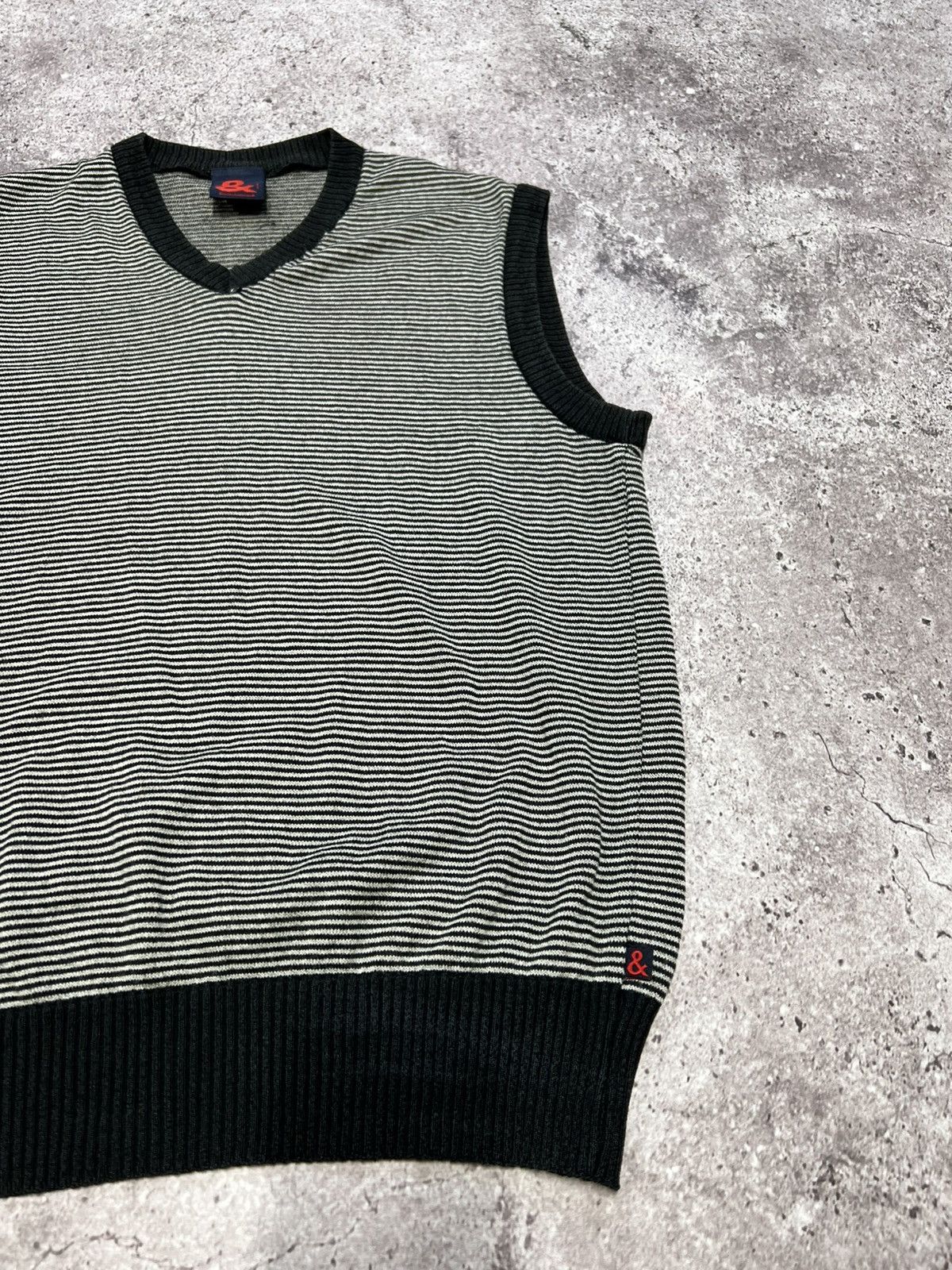 Dolce & Gabbana Dolce & Gabbana Striped Sweater Vest Wool Y2K Size L-M 52 Size US L / EU 52-54 / 3 - 6 Thumbnail