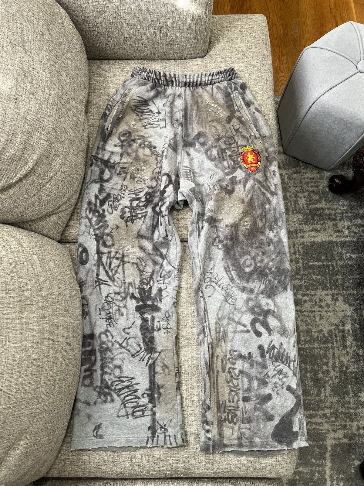 Balenciaga Balenciaga Baggy Skater Graffiti Sweatpants | Grailed