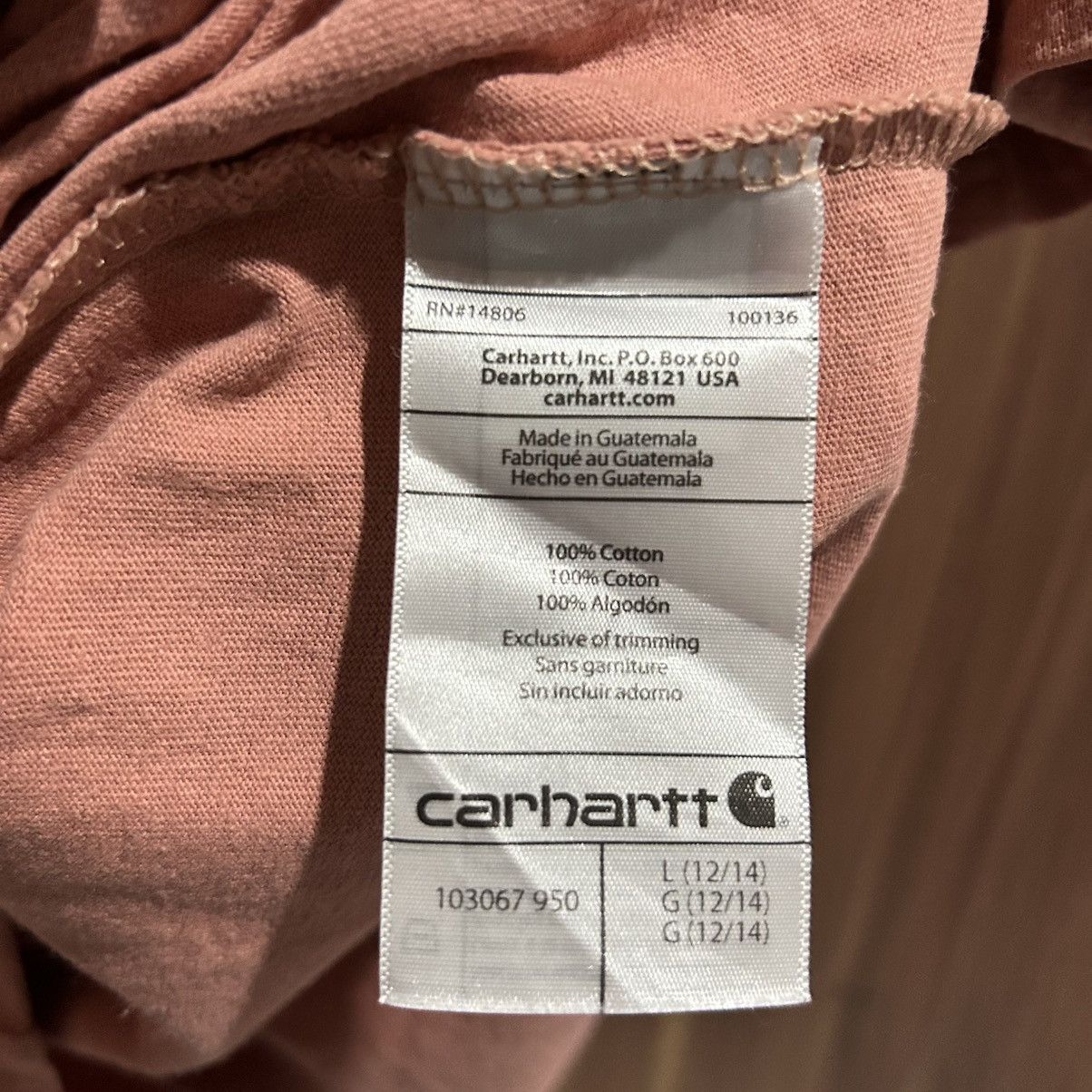 Carhartt Vintage tshirt carhartt pink XL original fit Size US L / EU 52-54 / 3 - 3 Thumbnail