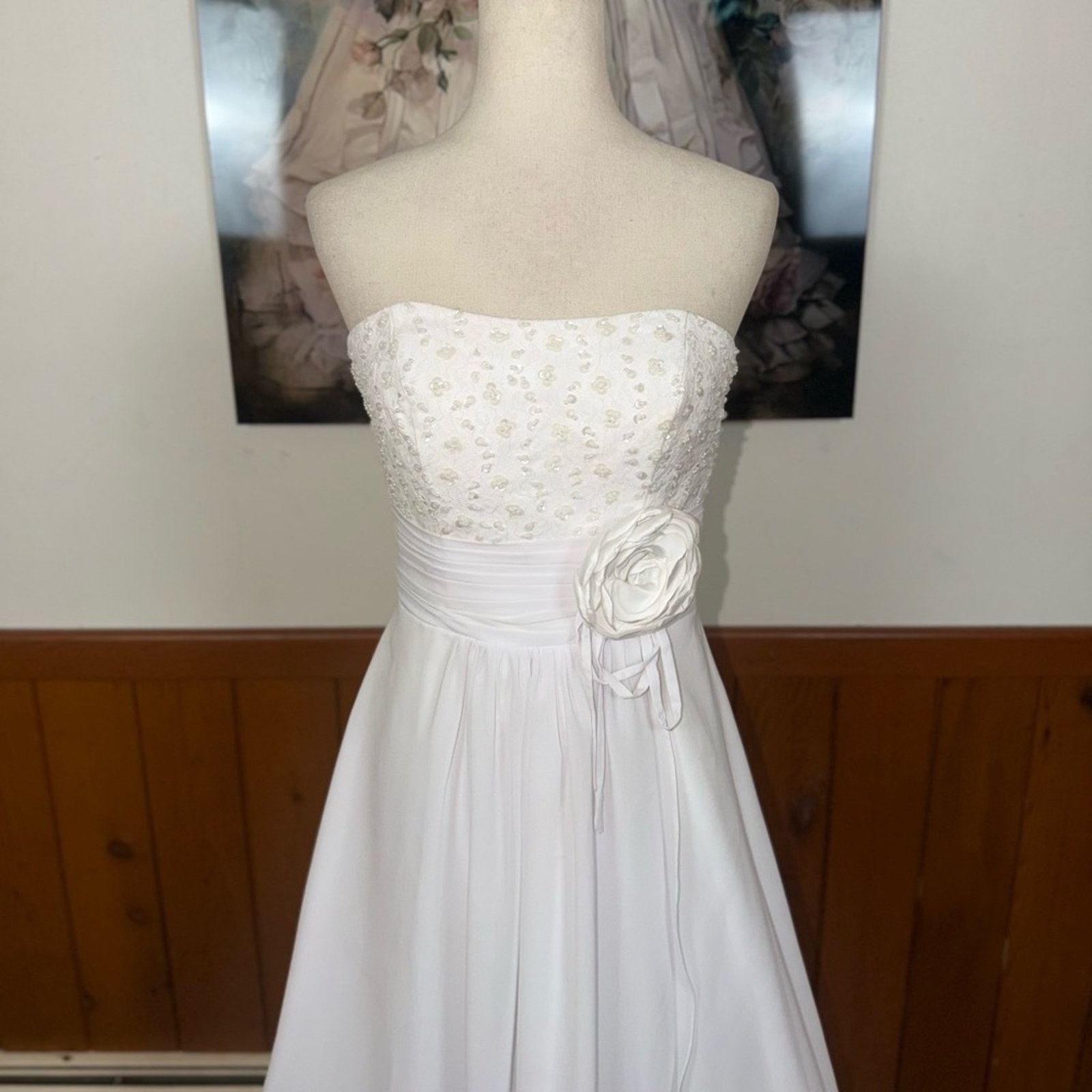 Vintage Beautiful Strapless Chiffon Wedding Gown Size M / US 6-8 / IT 42-44 - 3 Thumbnail