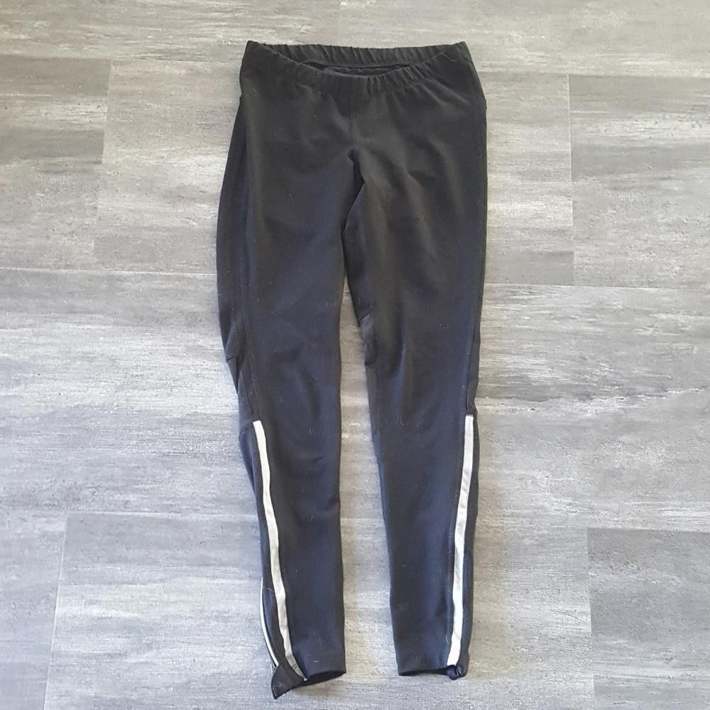 Old Navy Black Bottom Zippered Athletic Legging Size 28" / US 6 / IT 42 - 1 Thumbnail