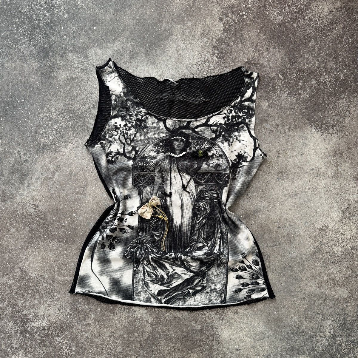 20471120 Vintage Gothic Printed Mesh Tank Top Size S / US 4 / IT 40 - 1 Thumbnail