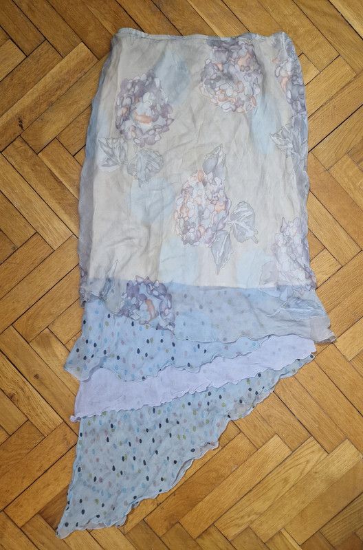 Japanese Brand vintage silk skirt Size 27" / US 4 / IT 40 - 2 Thumbnail