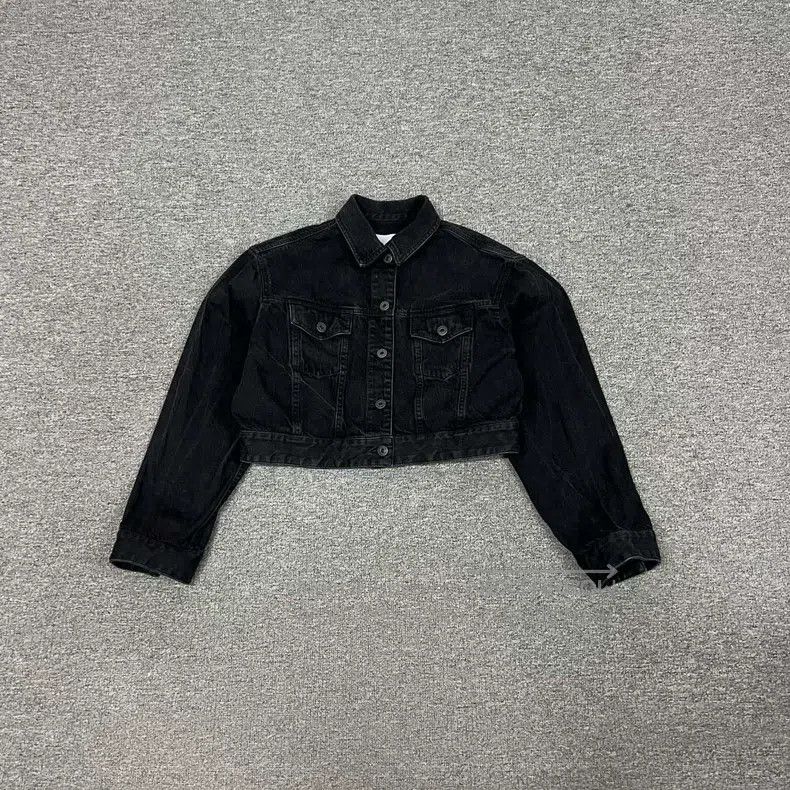 Valentino Valentino Embroidered short denim jacket Size M / US 6-8 / IT 42-44 - 2 Thumbnail