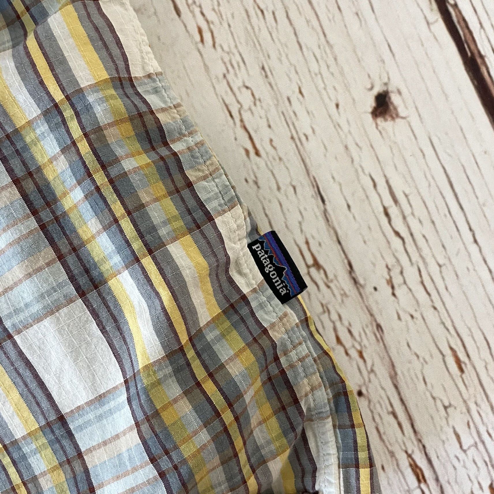 Patagonia Patagonia Plaid Shirt Men's XL Beige Yellow Button Front Long Sleeve Size US XL / EU 56 / 4 - 2 Thumbnail