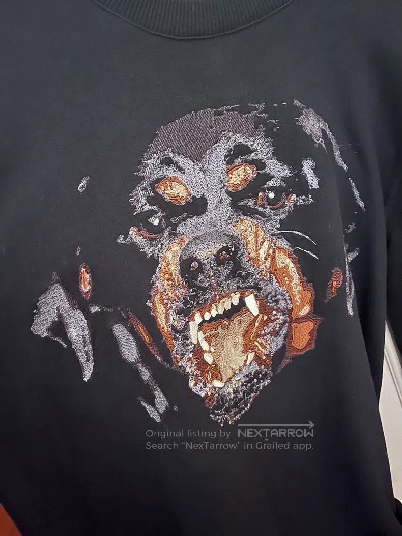 Givenchy Givenchy Deer Pattern Sweatshirt - Long款, Size XS fits lik Size US XS / EU 42 / 0 - 2 Thumbnail