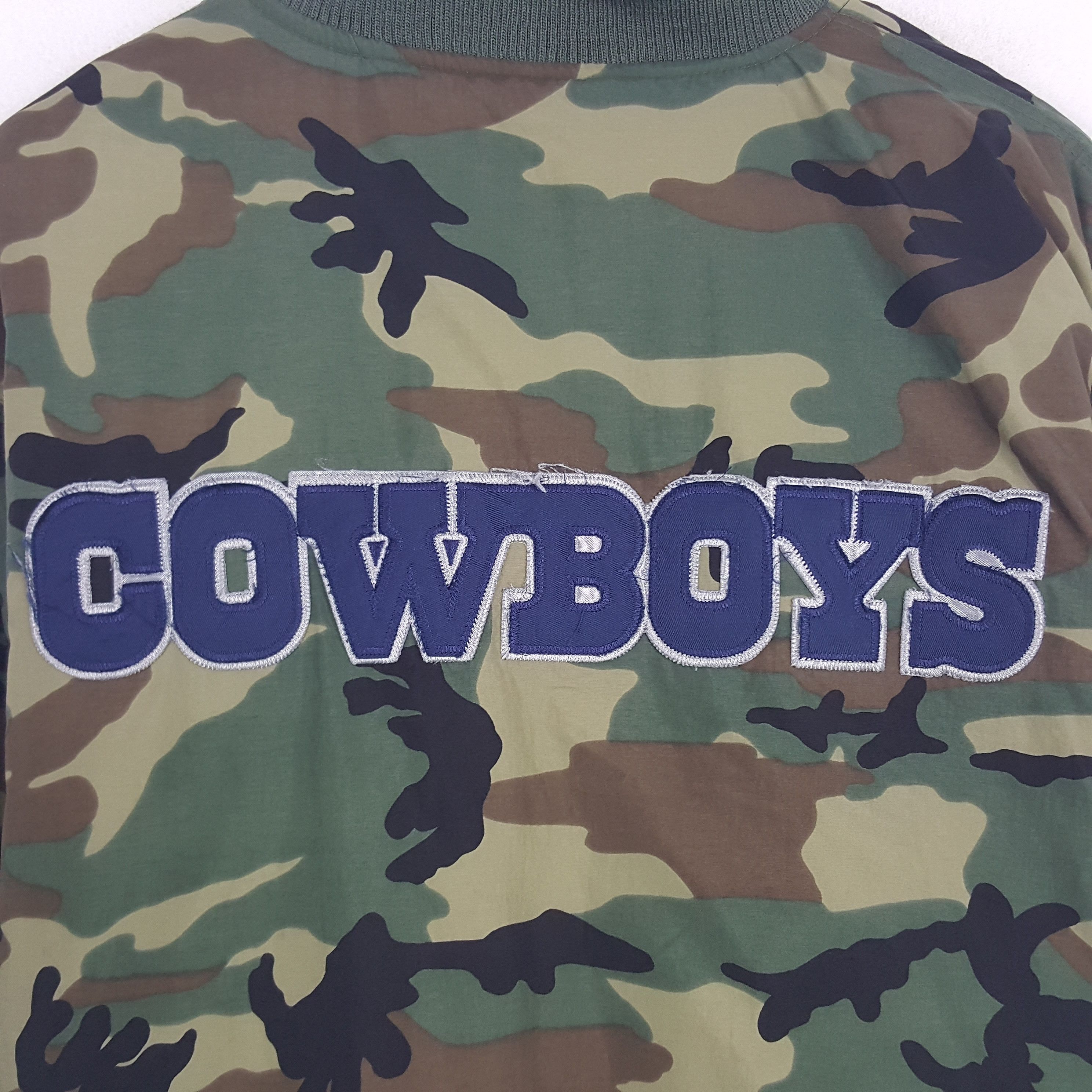 NFL × Vintage Vintage NFL Cowboys Camo Zipper Jacket Size US XXL / EU 58 / 5 - 2 Thumbnail