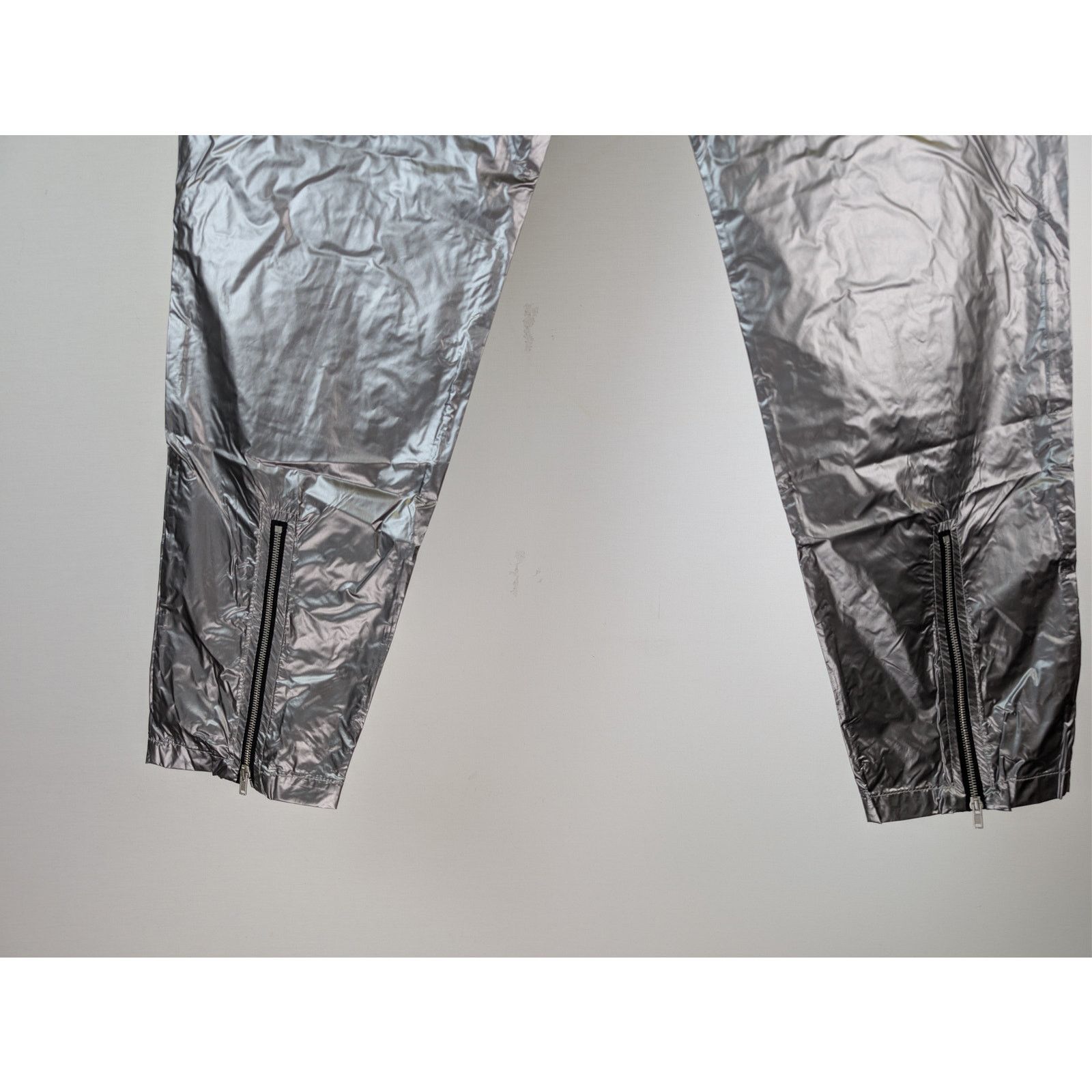 Champion × Rick Owens o1rshd1 Nylon-Coated Polyester Metallic Trousers in Silver Size US 32 / EU 48 - 13 Thumbnail