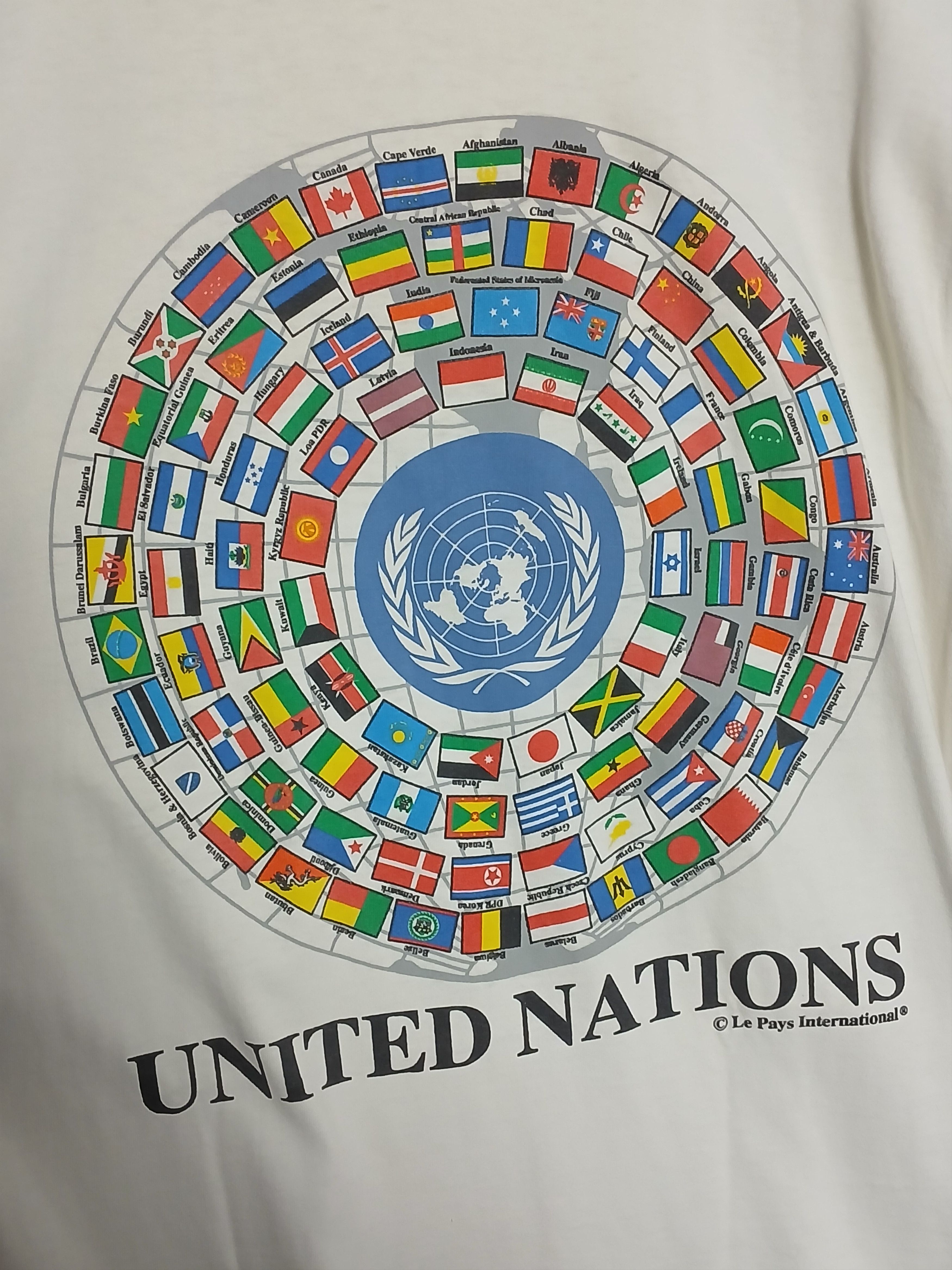 Vintage Vintage United Nations Single Stitch T-Shirt Size US XL / EU 56 / 4 - 3 Thumbnail