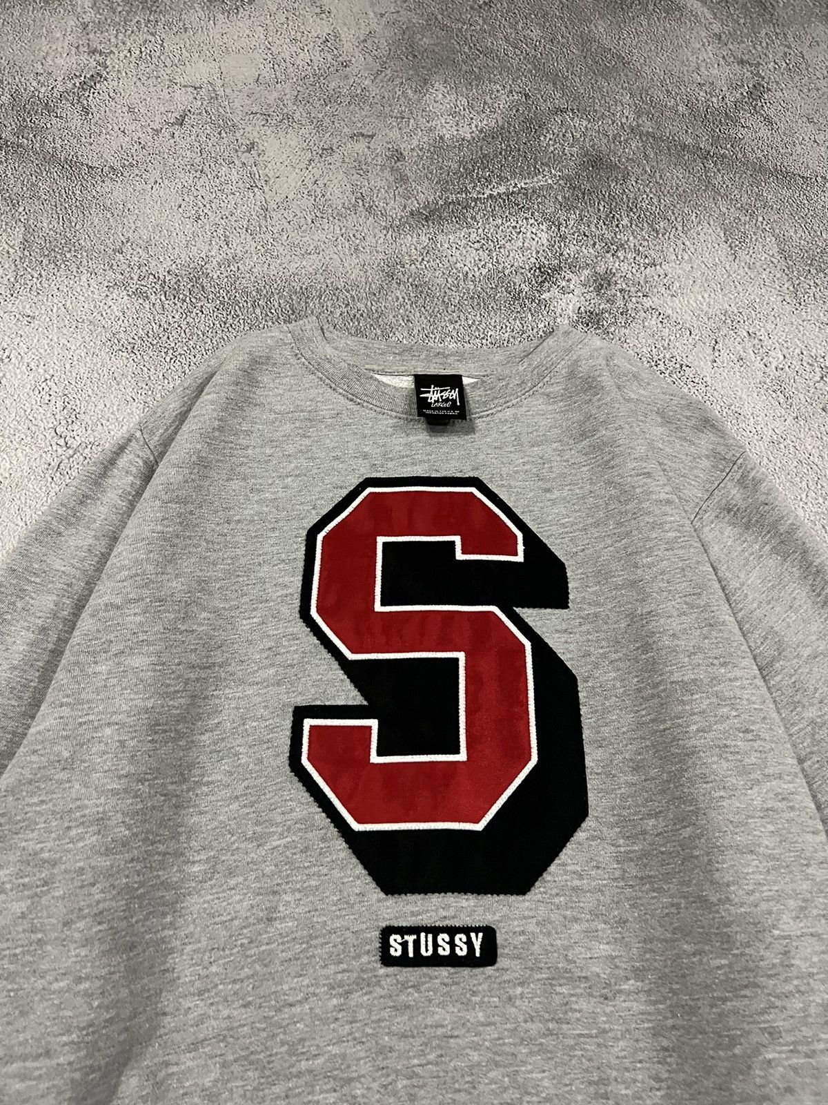 Stussy × Vintage Vintage Y2k Stussy 🩶 Spellout Big Logo Sweatshirt 00’s Size US L / EU 52-54 / 3 - 5 Thumbnail