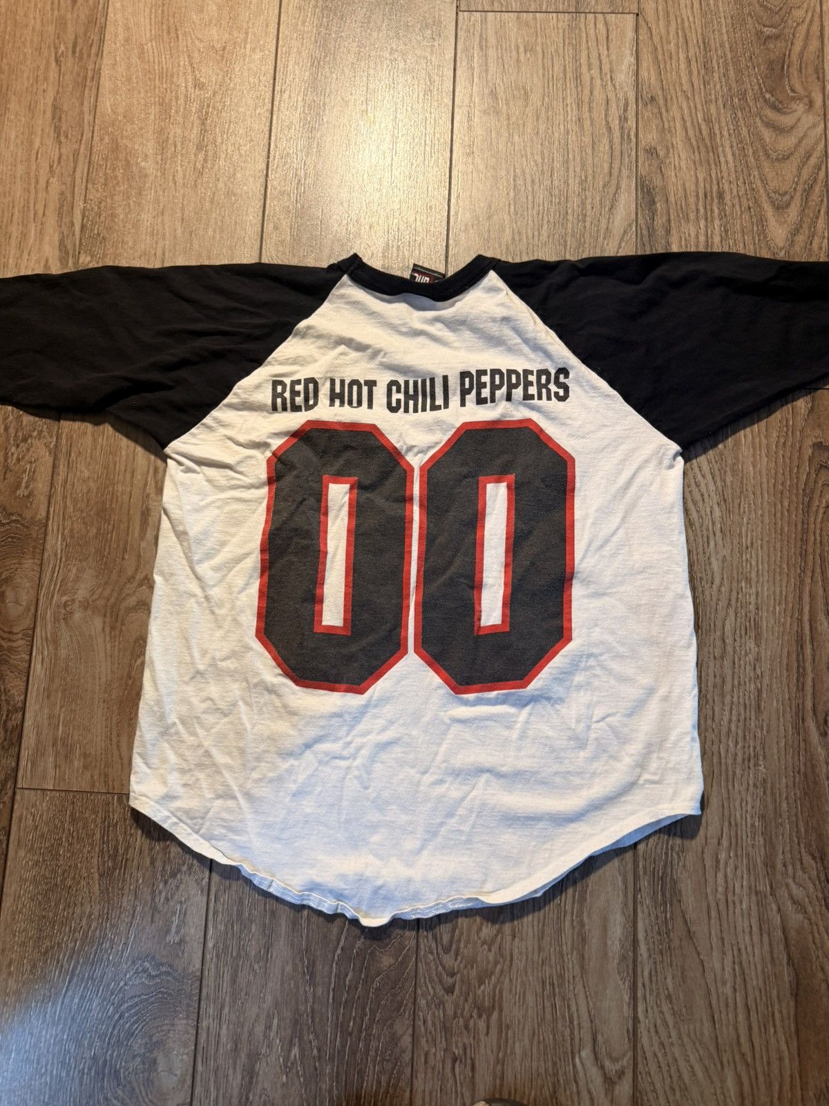 Band Tees × Giant × Vintage Vintage Red Hot Chili Peppers Baseball Tee Size US XL / EU 56 / 4 - 4 Thumbnail