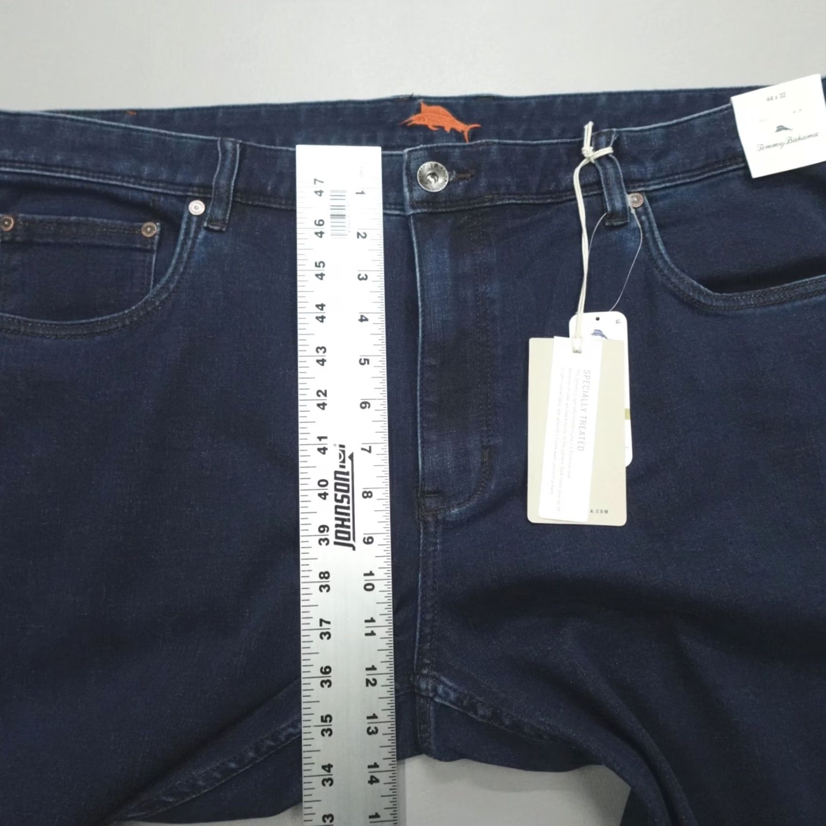 Tommy Bahama Tommy Bahama Jeans Men's Boracay Size 44x32 Dark Rinse Wash ST124366 Size US 44 / EU 60 - 7 Thumbnail