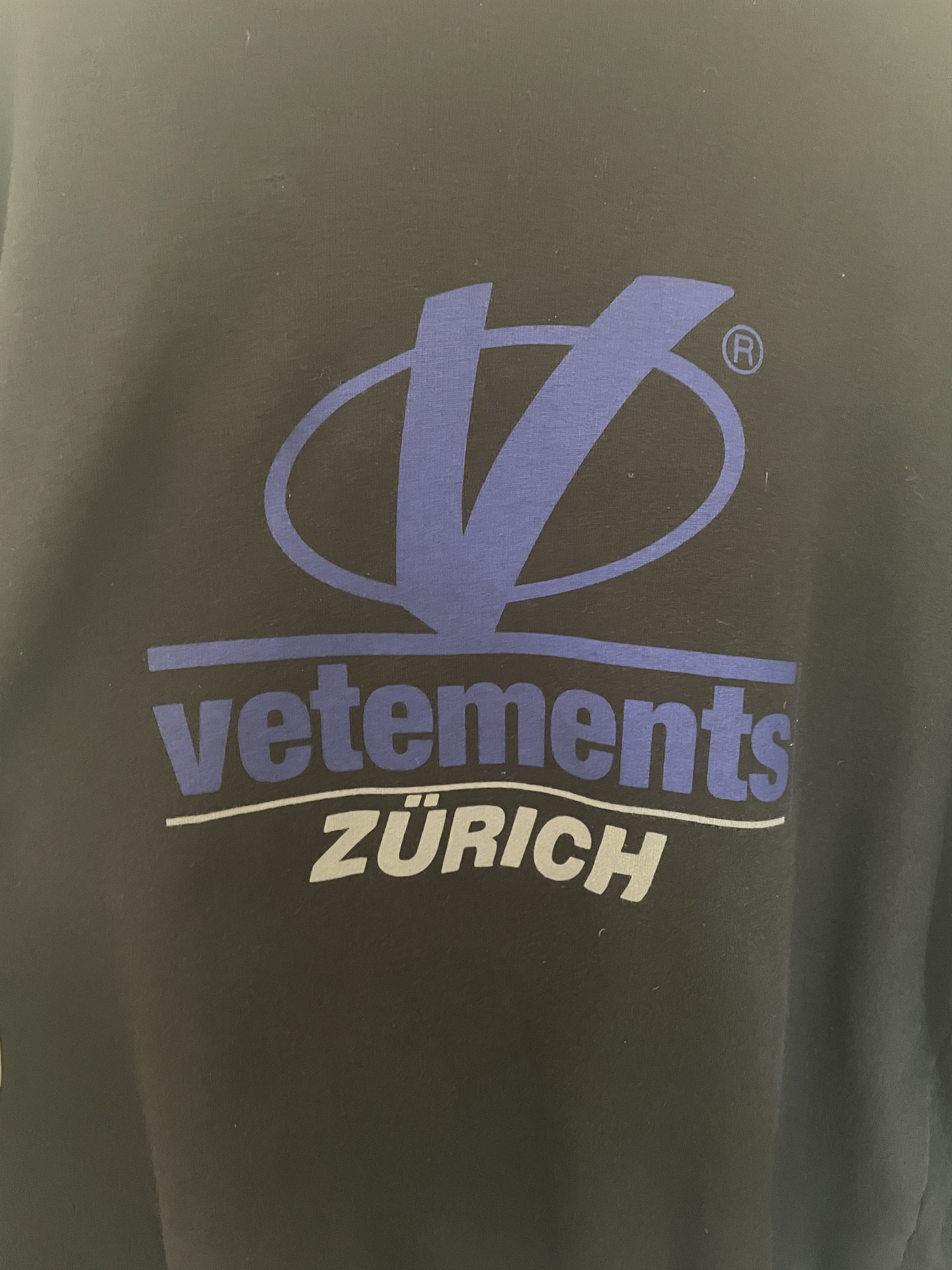 Vetements Vetements - FW18 Zurich Crewneck Sweatshirt M Size US M / EU 48-50 / 2 - 1 Thumbnail
