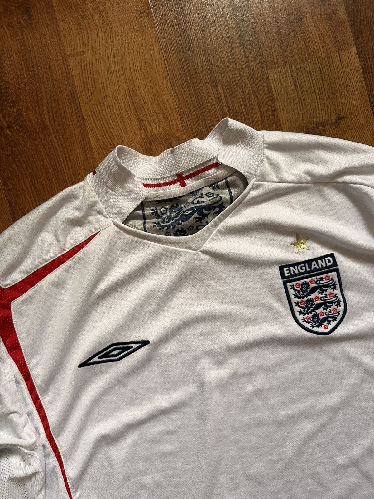 Umbro Vintage Umbro England Home Jersey 2007/09 - 3 Lions -Archive Size US XXL / EU 58 / 5 - 3 Thumbnail