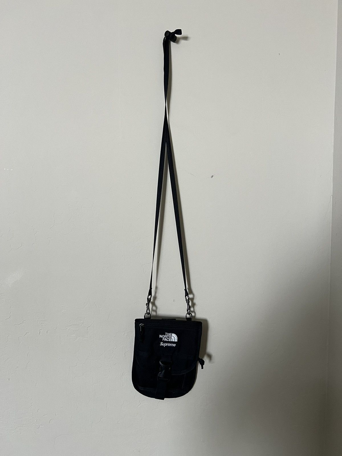 Supreme × The North Face Supreme North Face SS20 RTG Utility Pouch Size ONE SIZE - 1 Thumbnail