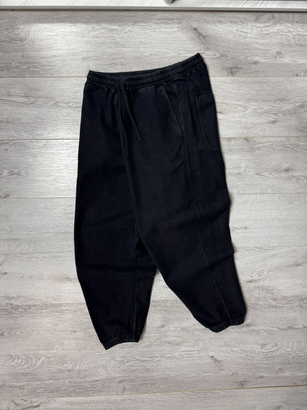 Universal Works Universal Works Oversized Jogger Pants Worn Washed Look Size US 32 / EU 48 - 1 Thumbnail