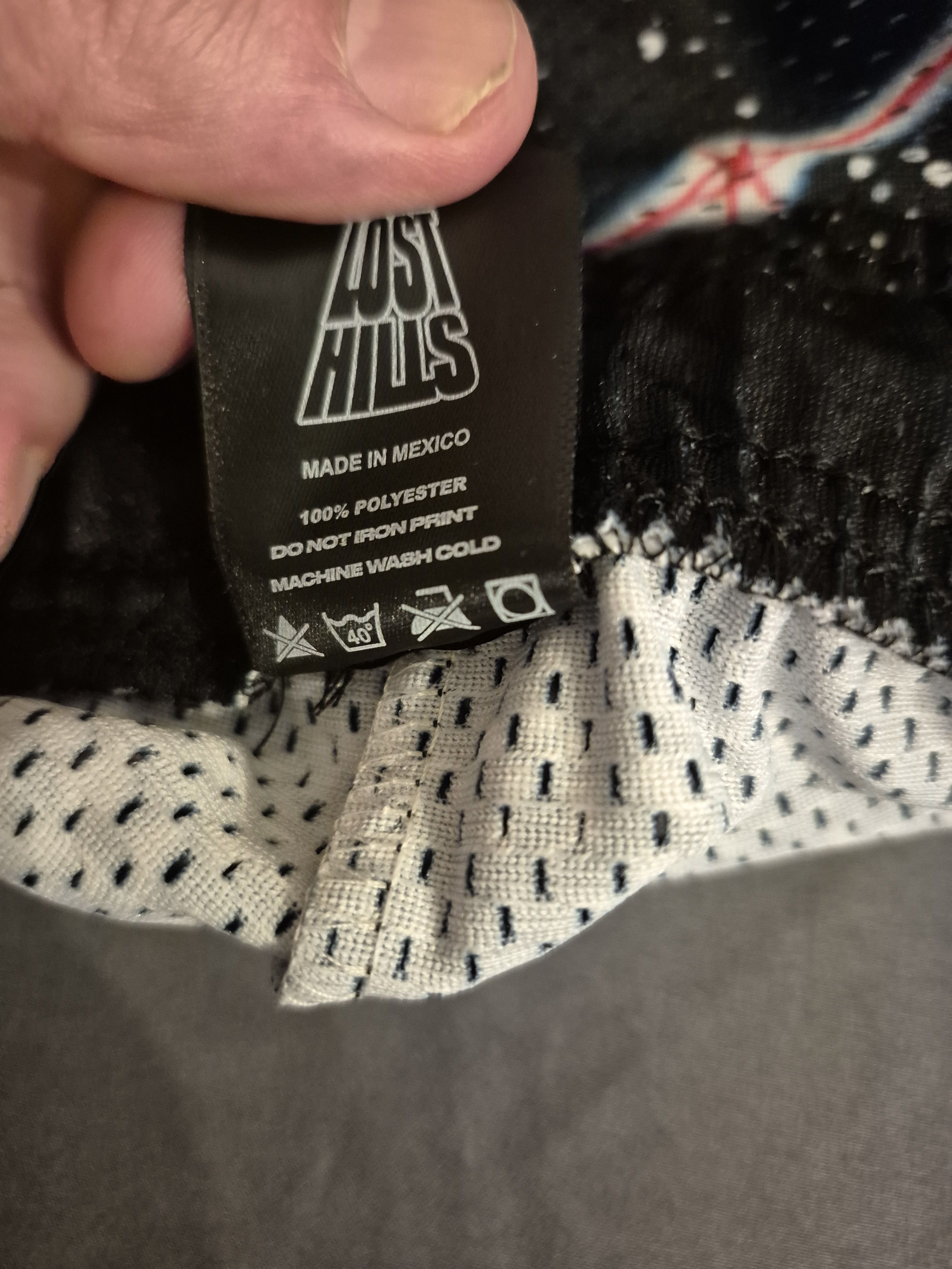 Lost hills × Sad Boys Lost Hills x Sad Boys Collab Mesh Shorts Size Medium Size US 34 / EU 50 - 4 Thumbnail