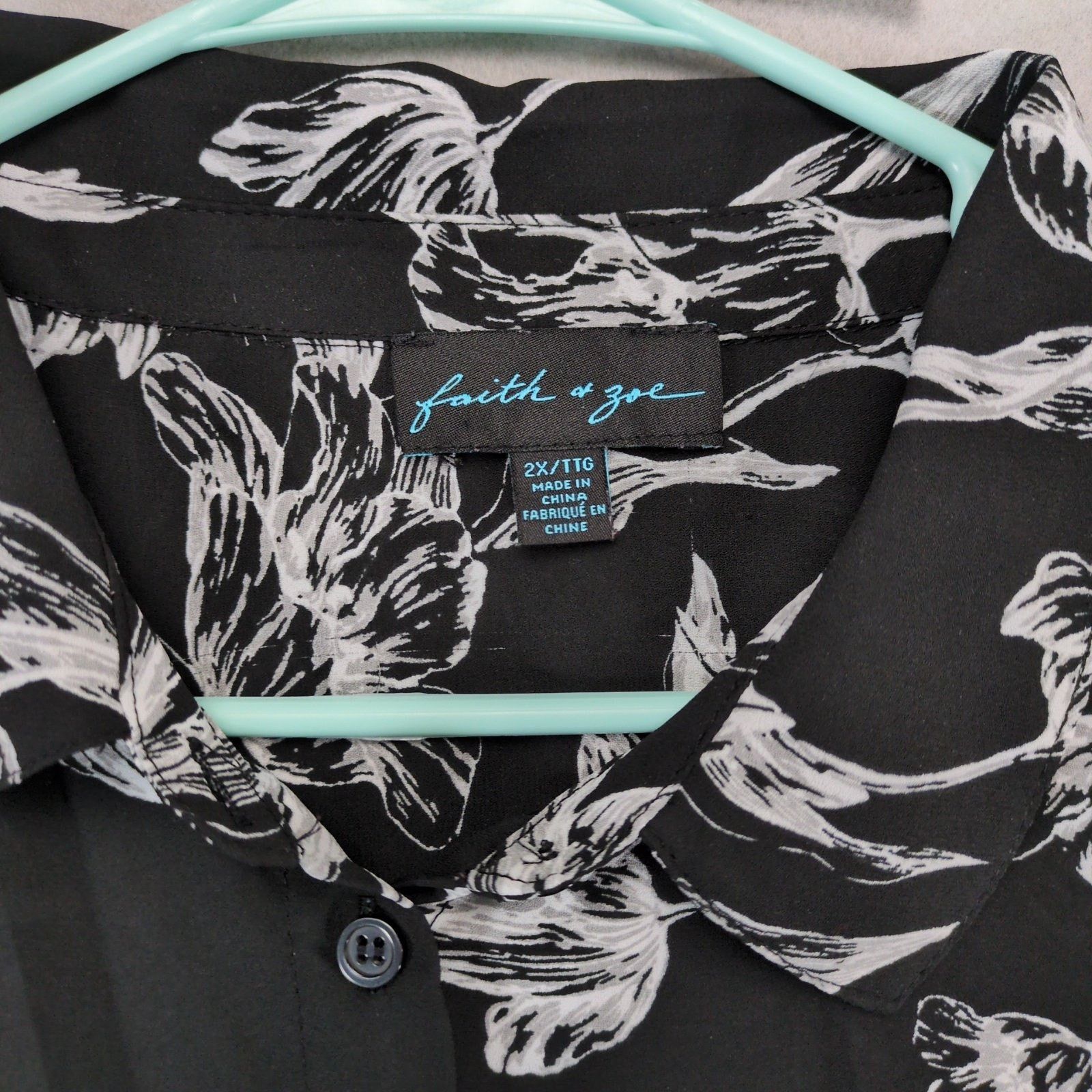 Other Faith & Zoe Women's 2X Black White Floral Sheer Blouse Size XXL / US 16-18 / IT 52-54 - 2 Thumbnail