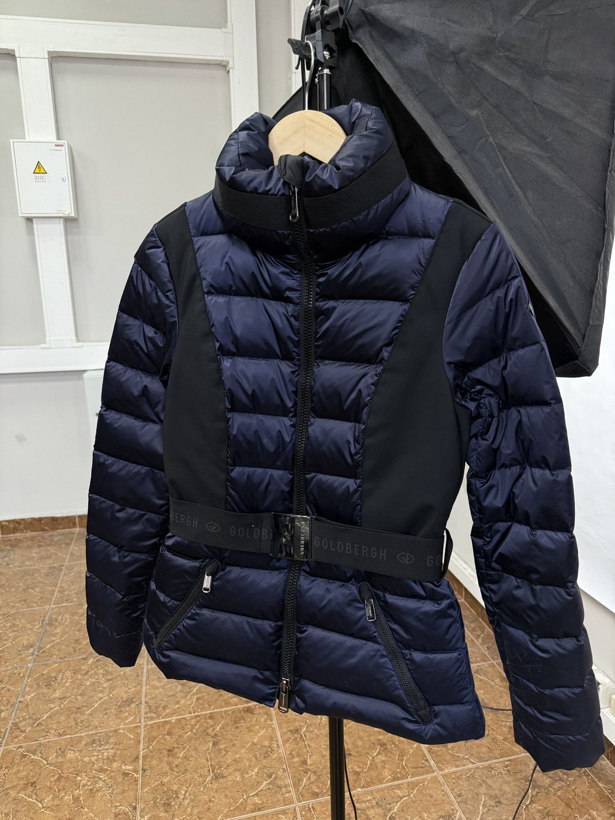 Goldbergh 🇳🇱 Goldbergh Luxury Sports Down Ski Puffer Jacket Rare Size S / US 4 / IT 40 - 1 Thumbnail