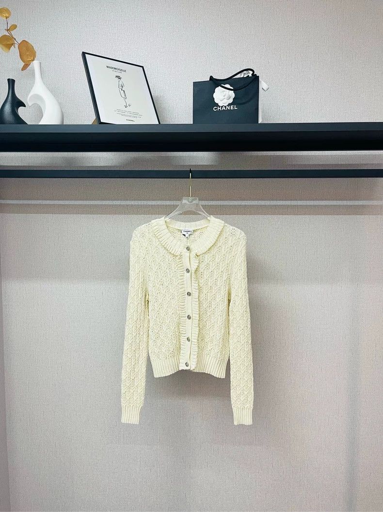 Chanel Chanel 25C milky white ruffle knitwear jacket 2504-Nextarro Size XS / US 0-2 / IT 36-38 - 1 Thumbnail