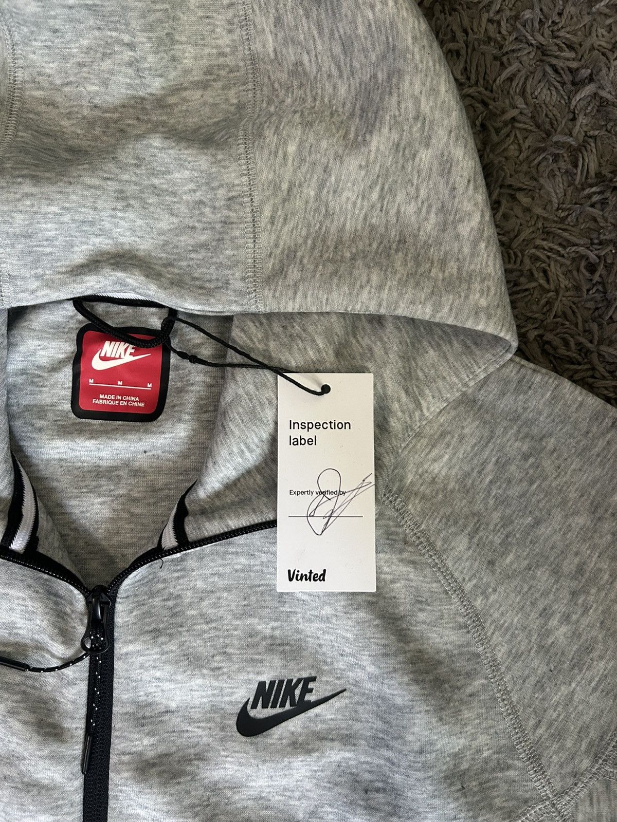 Nike Veste/Vest Nike Tech Windrunner - Color: Grey - Size S/M Size US M / EU 48-50 / 2 - 7 Thumbnail