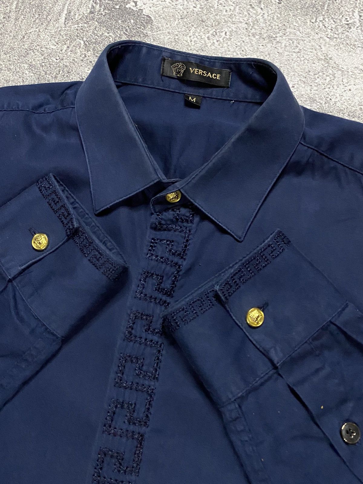 Versace Vintage Versace logo embroidery button up Size US M / EU 48-50 / 2 - 2 Thumbnail