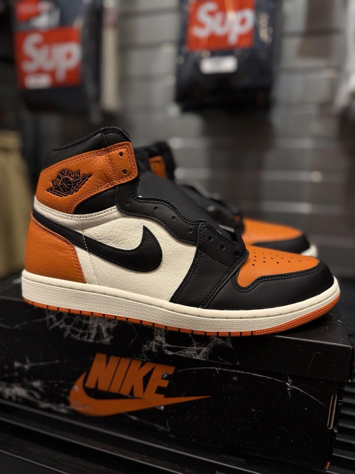 Jordan Brand Size 11 Air Jordan 1 Retro OG 2025 High Shattered Backboard Size US 11 / EU 44 - 2 Thumbnail