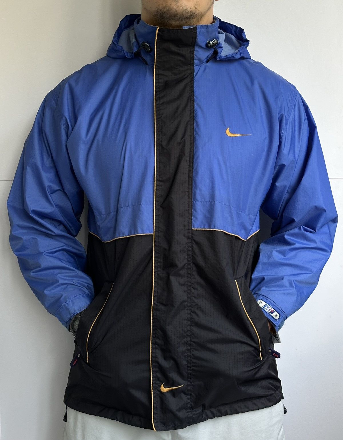 Nike Very Rare Nike Vintage Jacket Full Zip size S Size US S / EU 44-46 / 1 - 2 Thumbnail