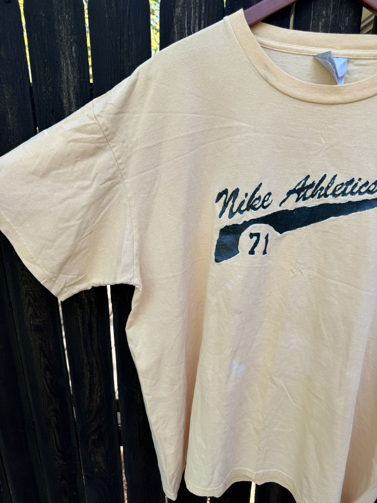 Nike VTG Nike Athletics 80’s tee Size XL Size US XL / EU 56 / 4 - 2 Thumbnail