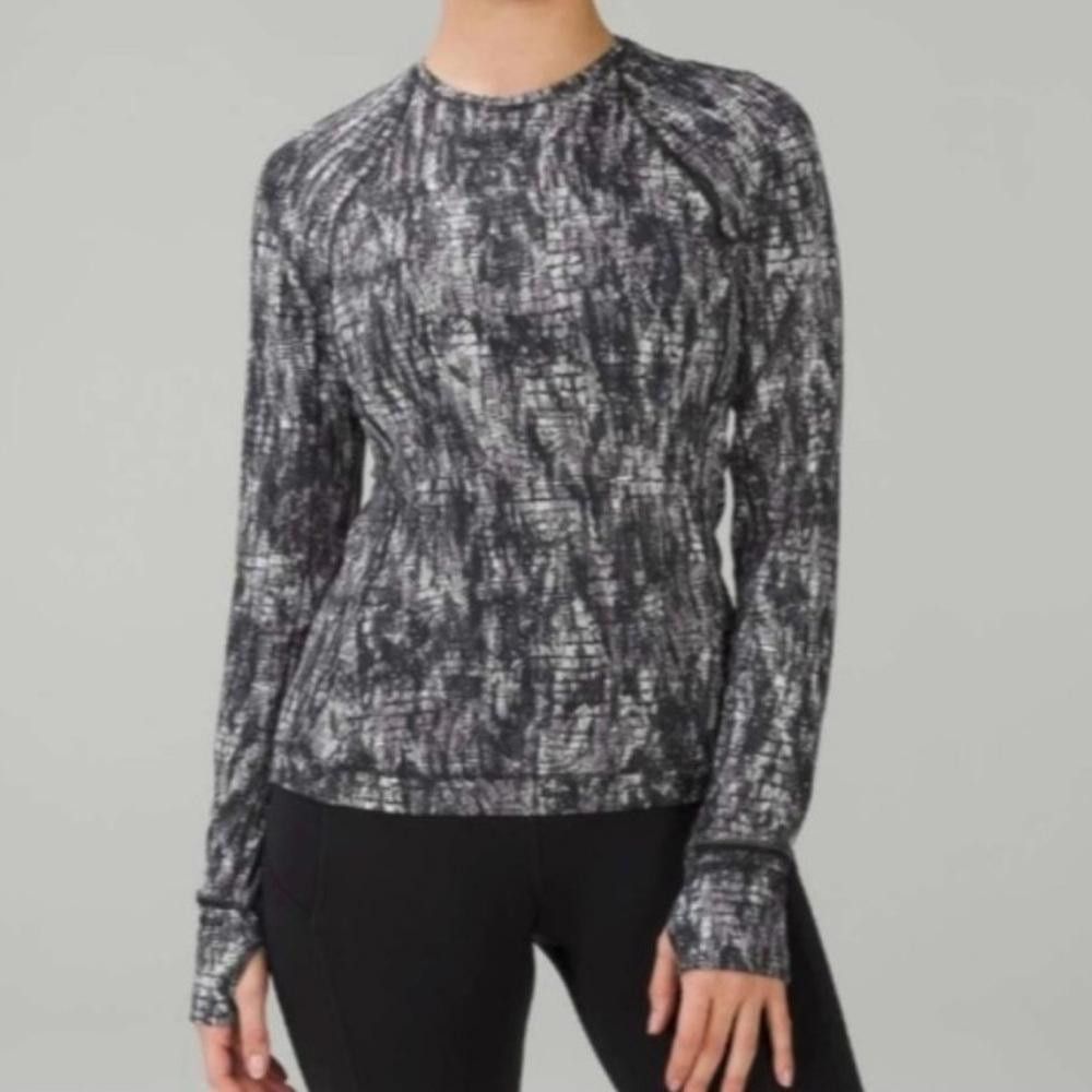 Lululemon Lululemon Its Rulu Run Shirt Alpine White Black 12 Size XL / US 12-14 / IT 48-50 - 1 Thumbnail