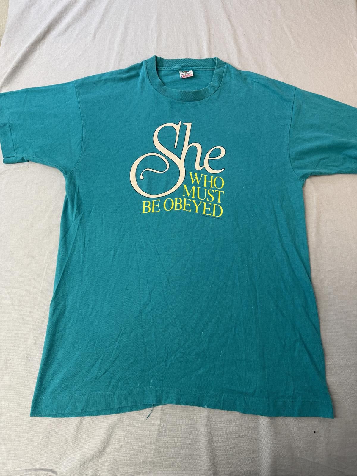 Fruit Of The Loom VTG She Who Must Be Obeyed T-shirt As Seen on Roseanne Tee L Size US L / EU 52-54 / 3 - 1 Thumbnail