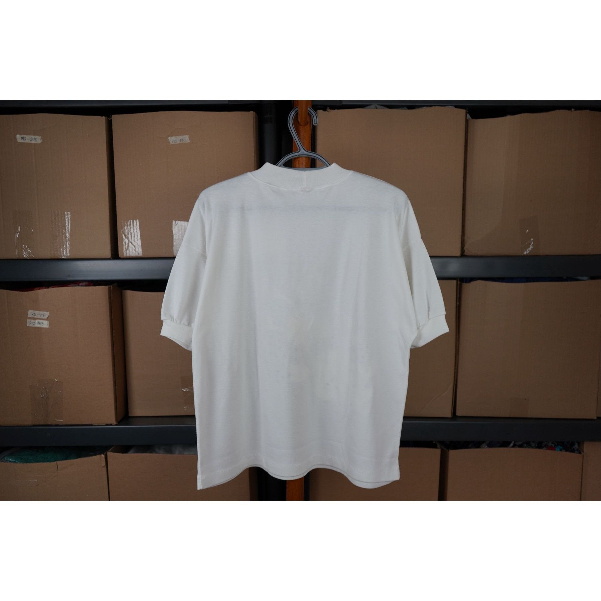 Vintage White Vintage 90s Floral Art Tshirt L #475 Size L / US 10 / IT 46 - 2 Thumbnail