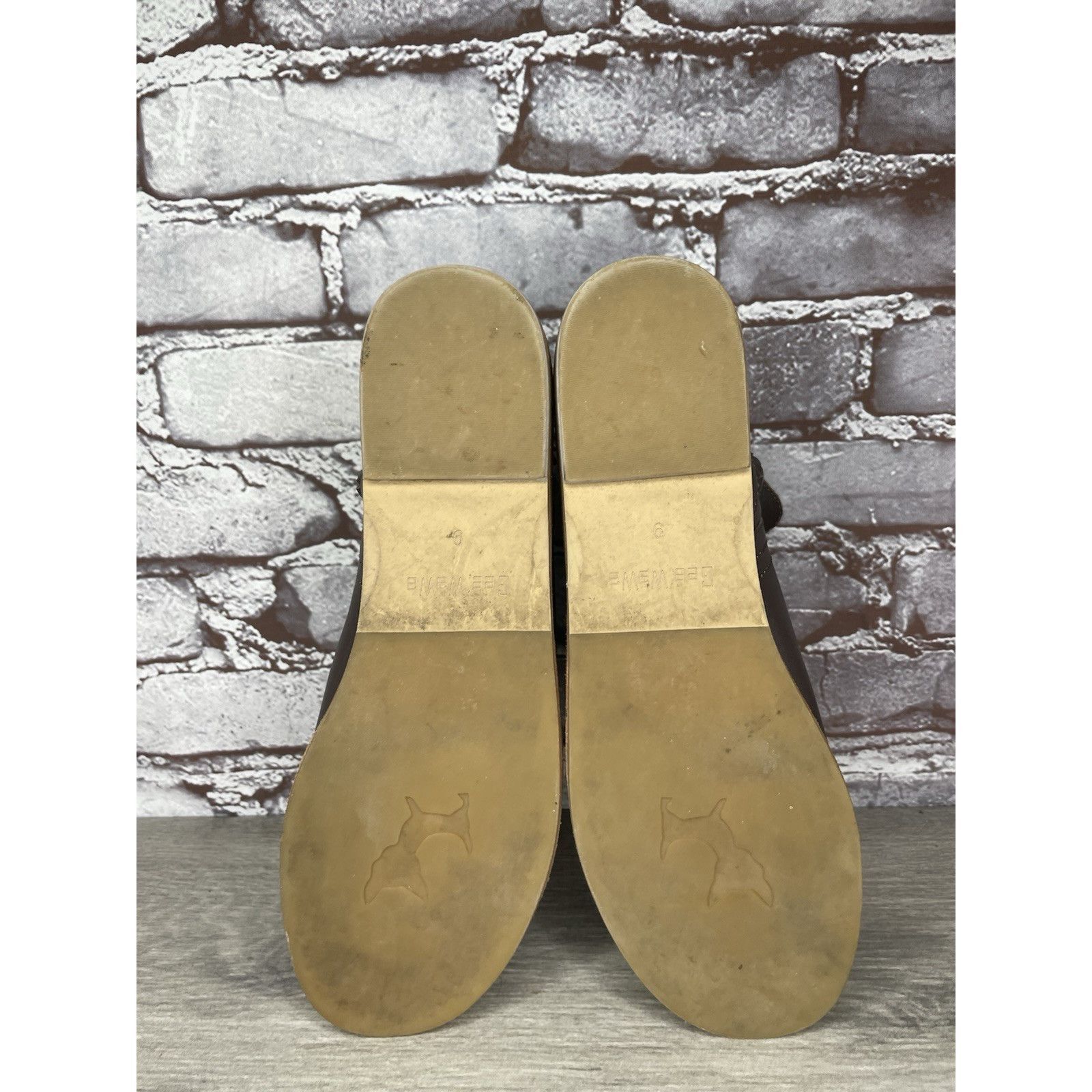Anthropologie Anthropologie GeeWawa Taupe Leather Side Zip Flat Sandals Wo Size US 9 / IT 39 - 9 Thumbnail