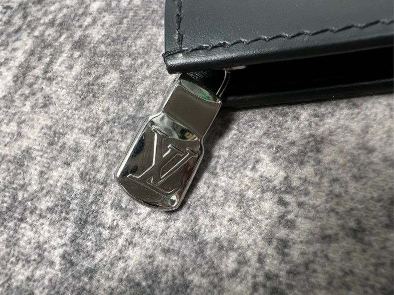 Louis Vuitton Louis Vuitton Map Limited Clutch bag Size ONE SIZE - 5 Thumbnail