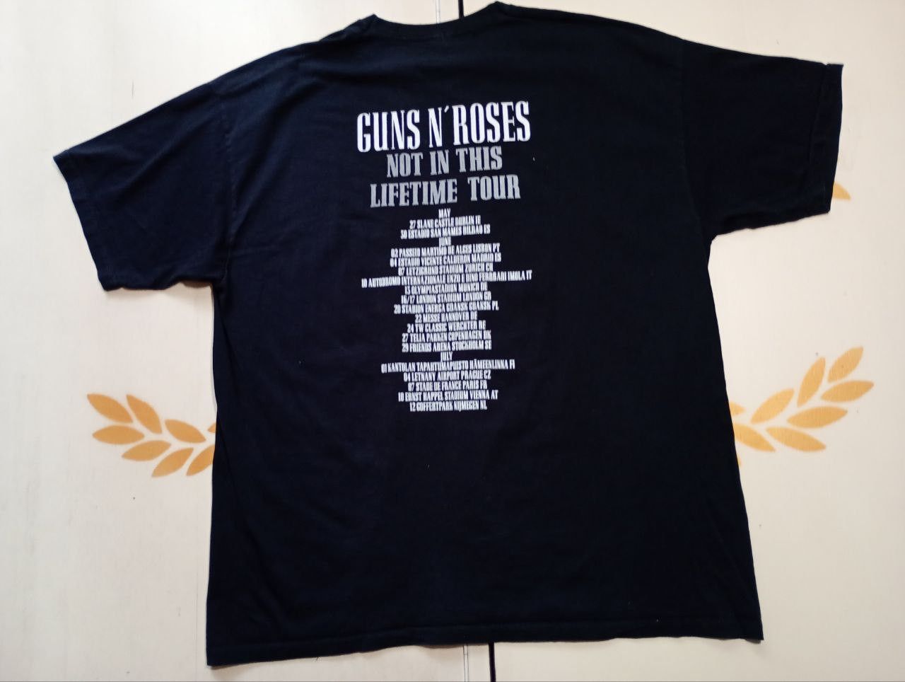 Band Tees × Fruit Of The Loom × Guns N' Roses Guns N' Roses Fruit Of The Loom Not In This Lifetime Tour Size US XXL / EU 58 / 5 - 9 Thumbnail