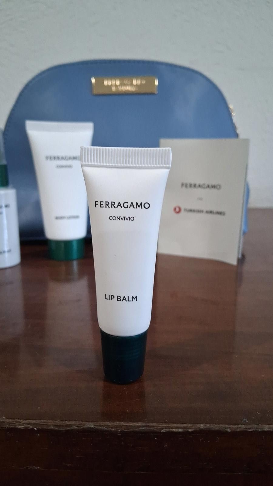 Salvatore Ferragamo Ferragamo Luxury Amenity Kit – Turkish Airlines Exclusive Size ONE SIZE - 4 Thumbnail