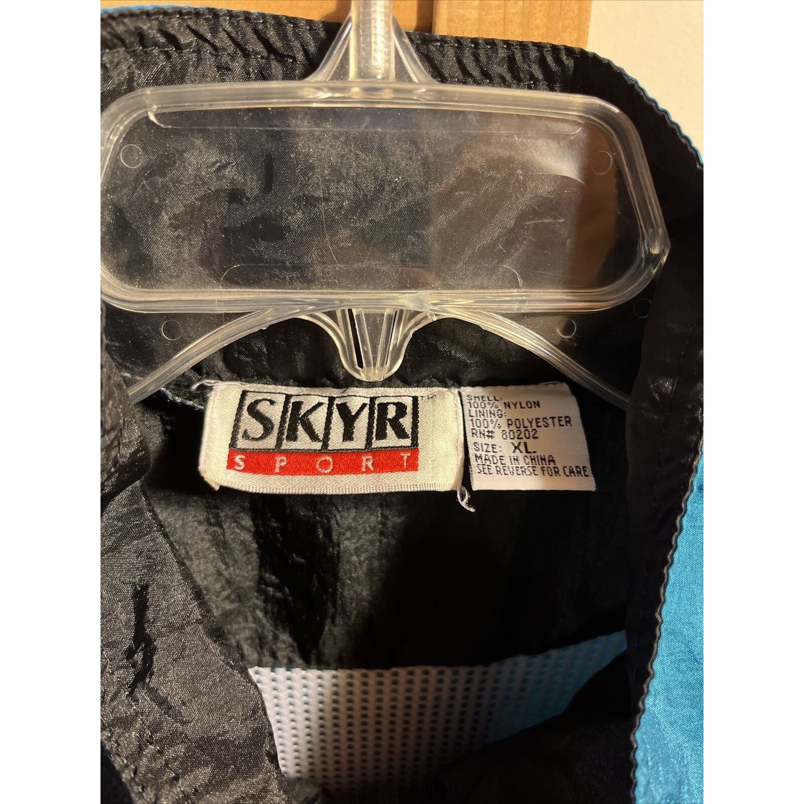 The Unbranded Brand Skyr VTG Men’s XL Black Blue 1/2 Zip LS Nylon Poly Jacket Size US XL / EU 56 / 4 - 5 Thumbnail