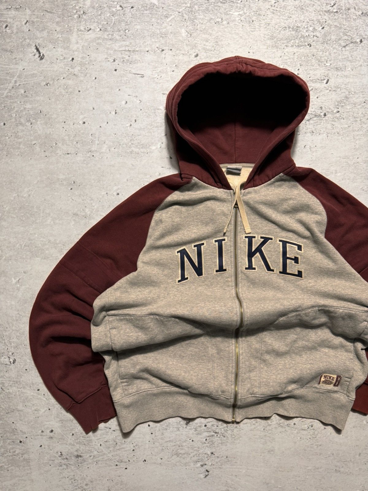 Nike × Vintage NIKE VINTAGE CENTER LOGO OVERSIZE BOXY HOODIE Size US XL / EU 56 / 4 - 2 Thumbnail