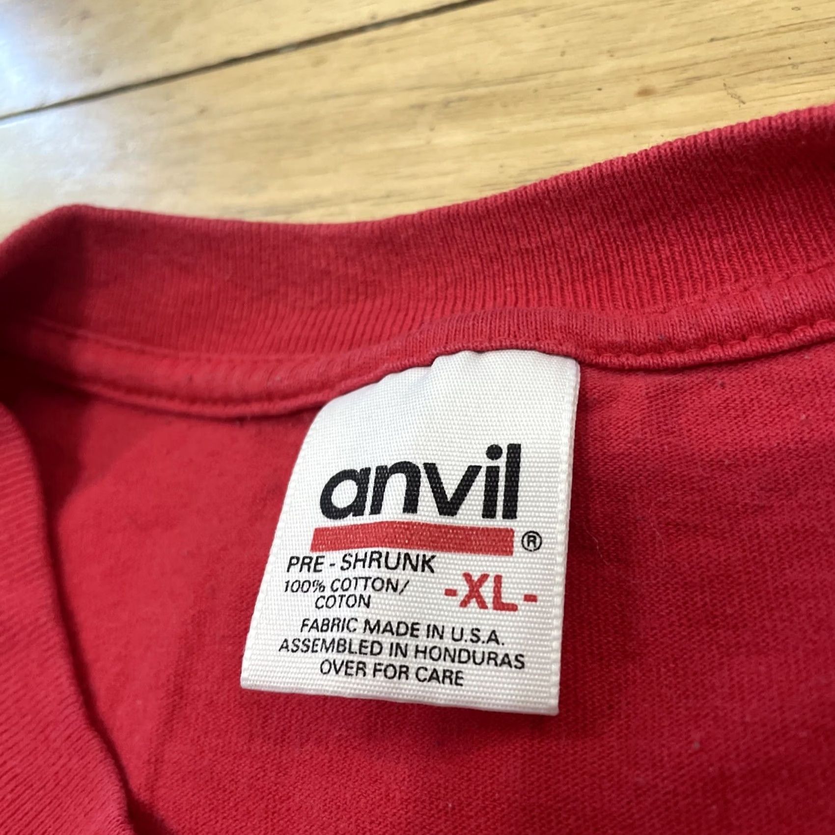 Anvil VINTAGE Anvil T Shirt Men XL Red Pocket Crew Tee 1990s Made USA EUC Size US XL / EU 56 / 4 - 4 Thumbnail